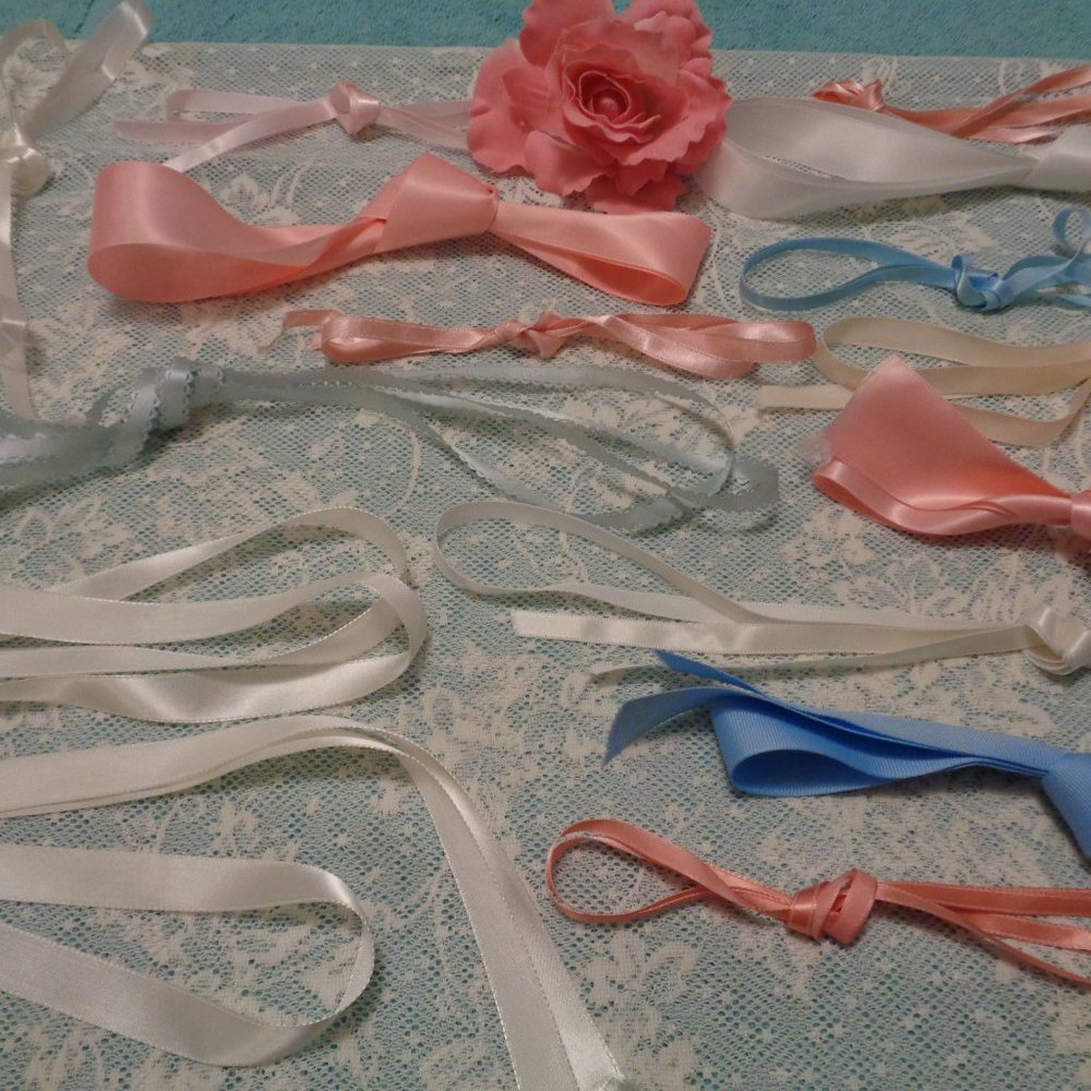 COQUETTE BOWS RIBBONS VINTAGE RIBBONS LOT